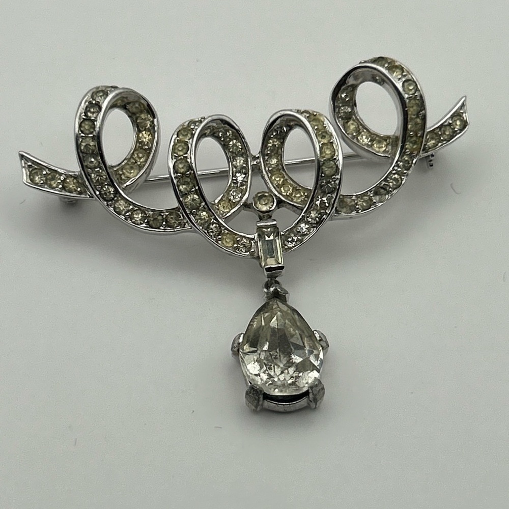 Vintage Crown Trifari Brooch